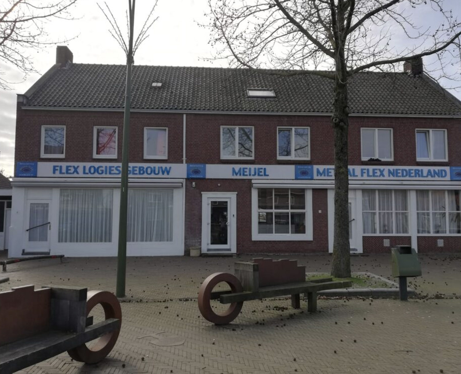 Featured Image Featured Image